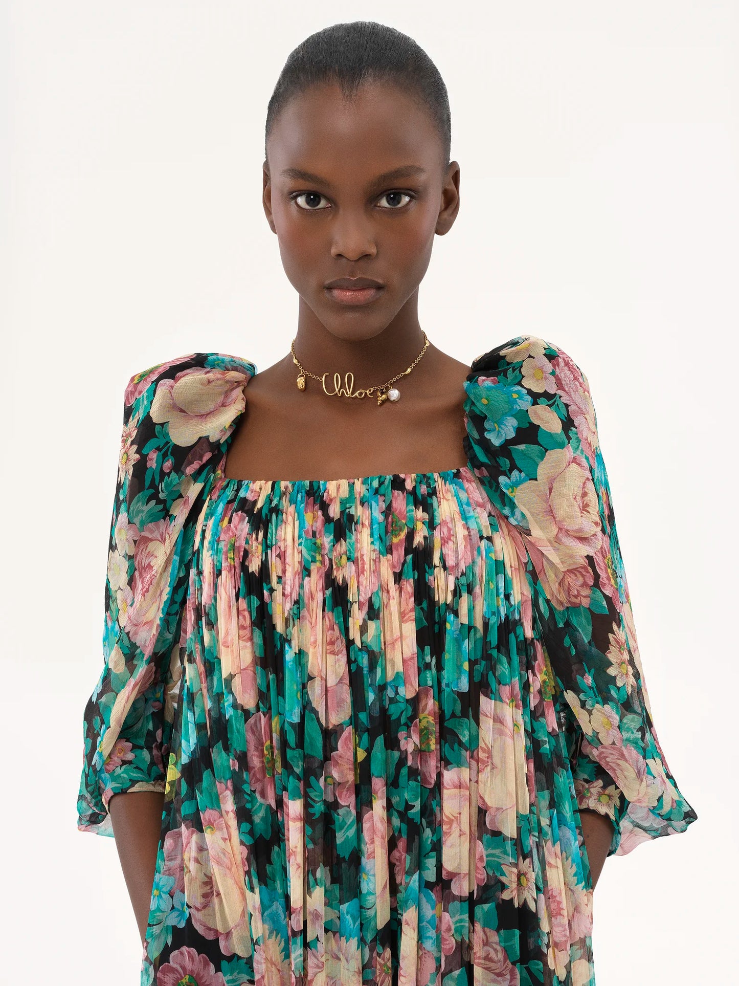 Puff-sleeve long dress in silk mousseline || Ownara