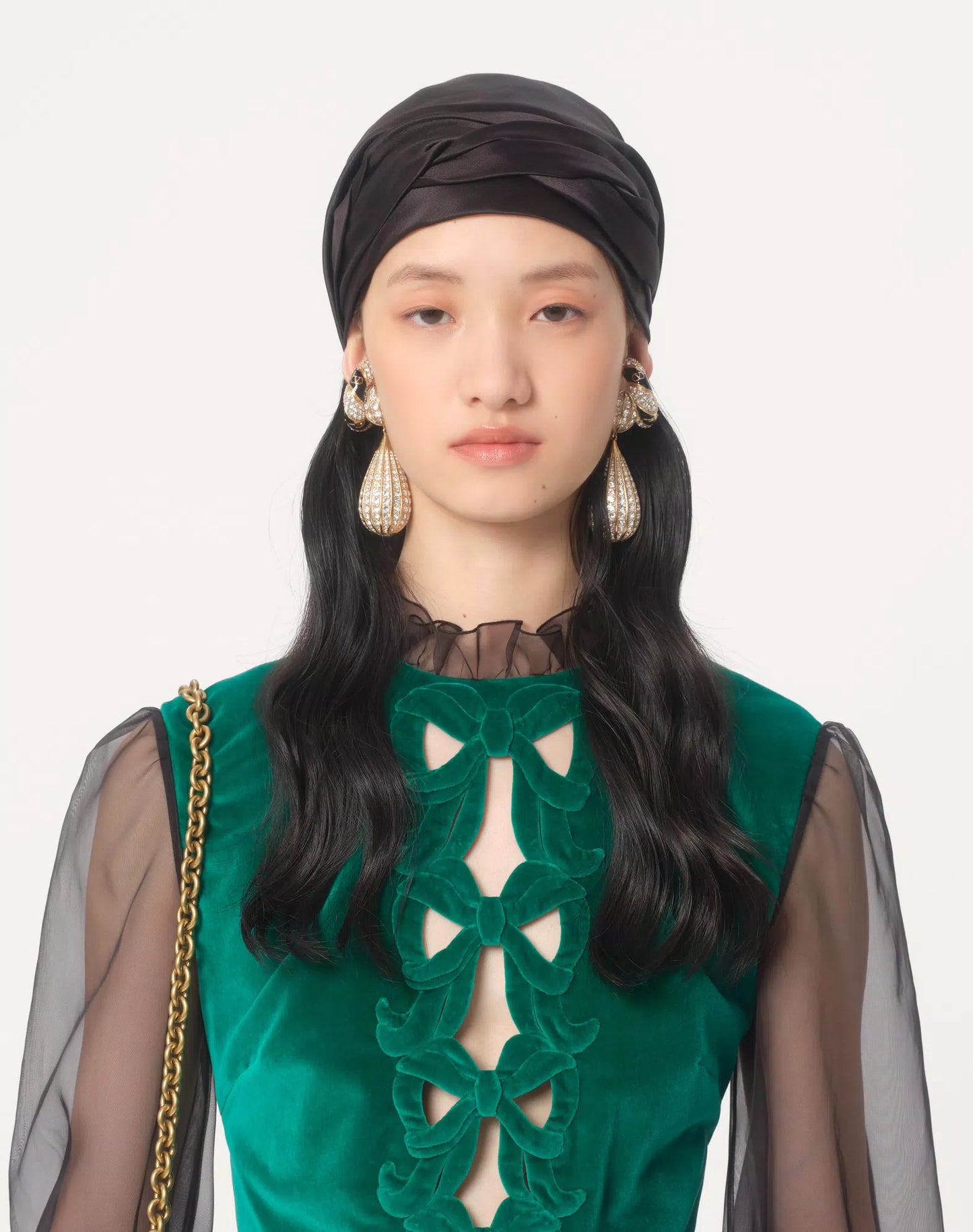 SHORT EMBROIDERED ORGANZA DRESS || Ownara