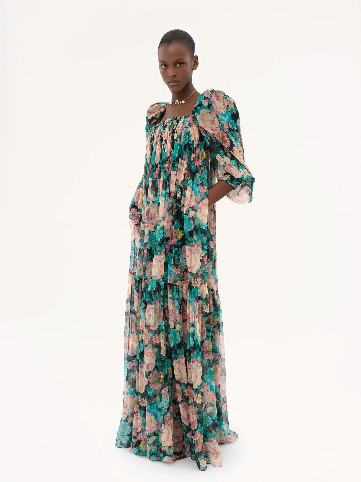 Puff-sleeve long dress in silk mousseline || Ownara