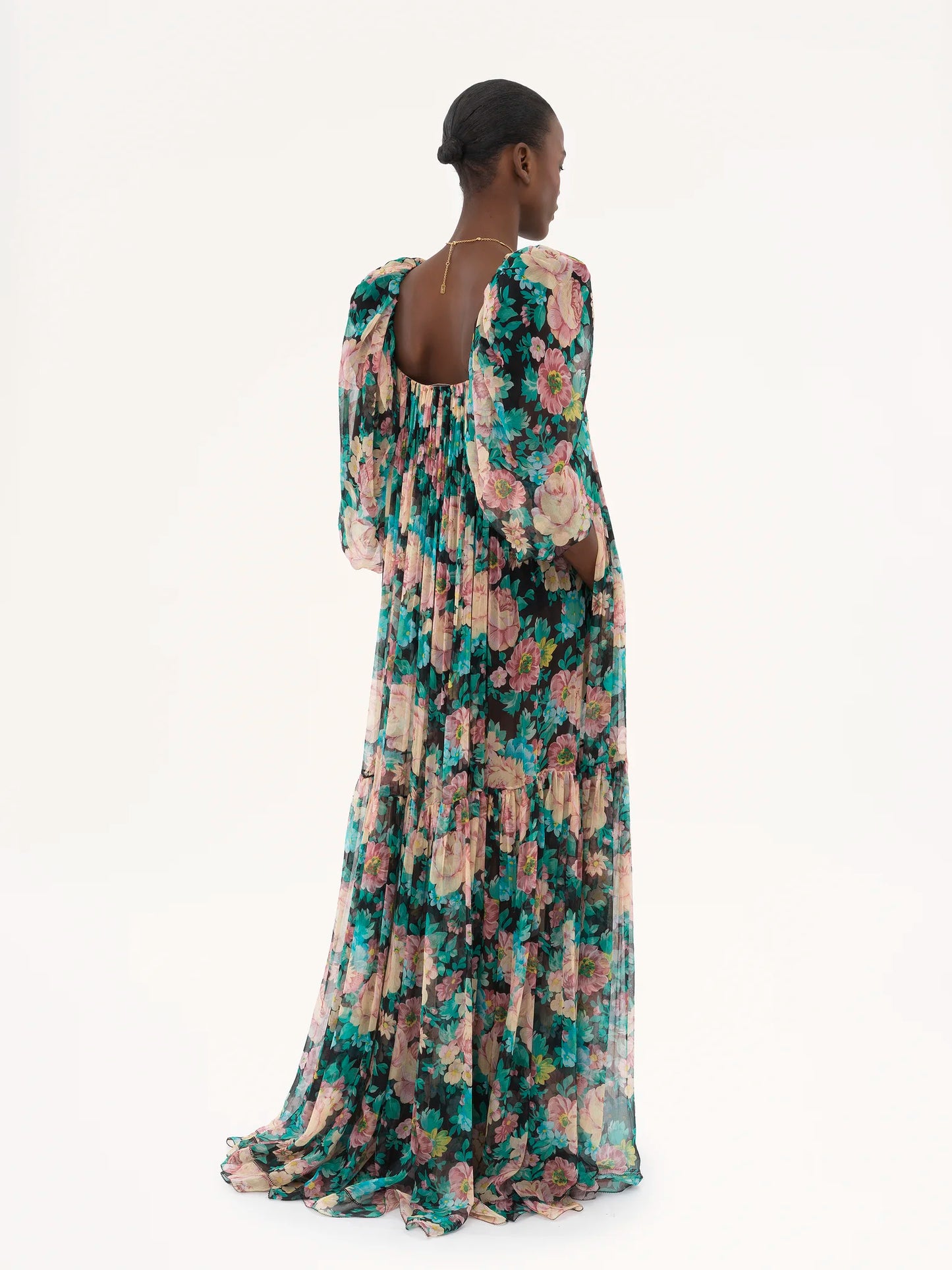 Puff-sleeve long dress in silk mousseline || Ownara